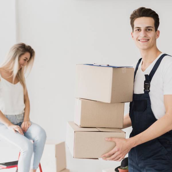 removalists in Canary Wharf