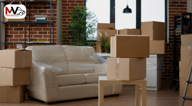 How Removal Services Protect Your Assets from British Damp and Cold? 